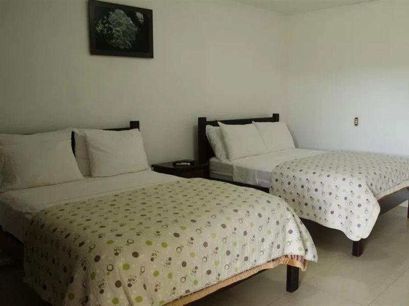 Hotel Cielo Azul Resort Tilarán Extérieur photo